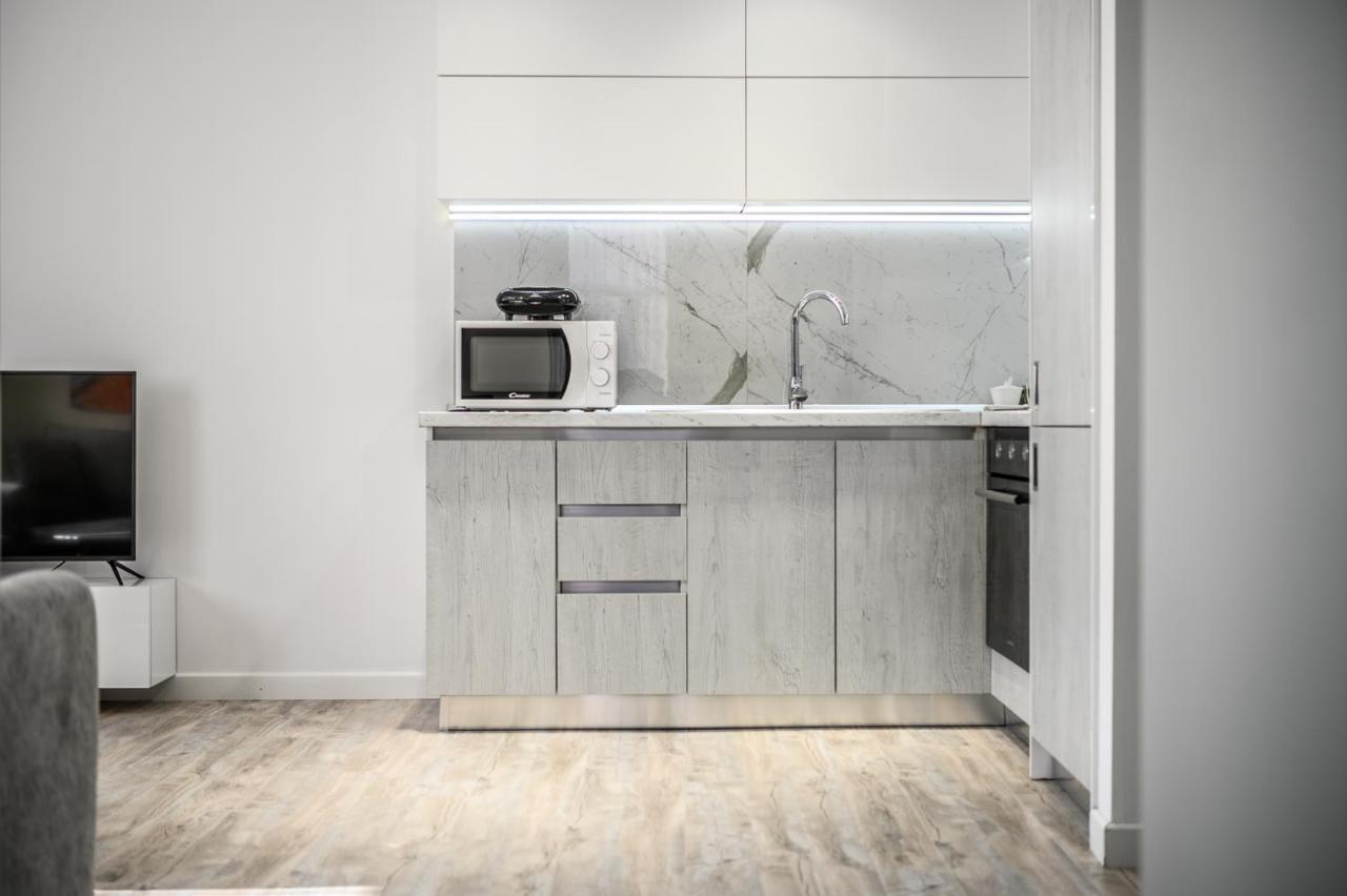 Miku Apartment-Modernly Designed Downtown Tiranë Ngoại thất bức ảnh